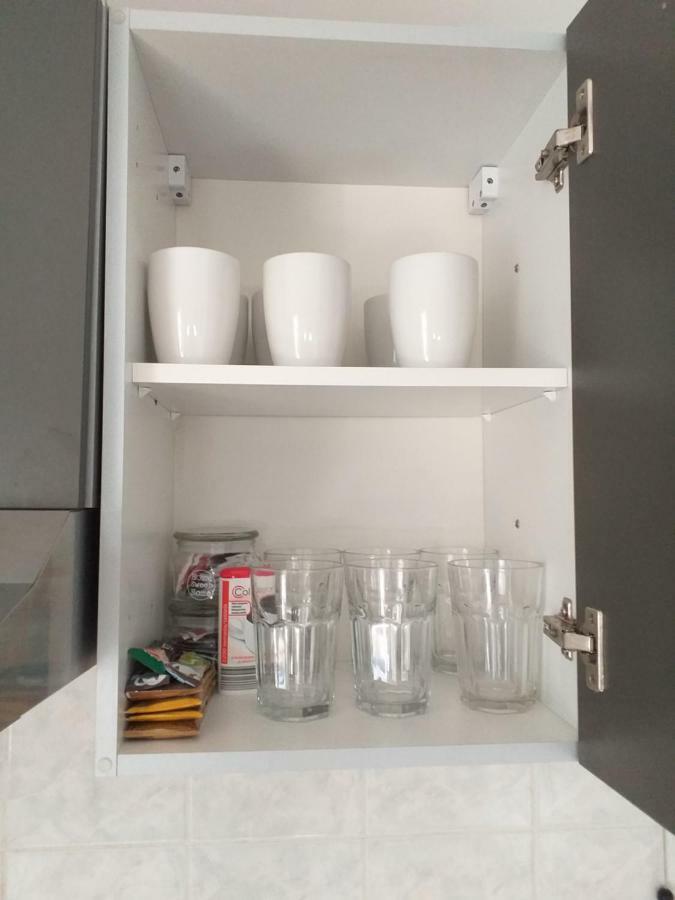 Tili Apartment Pula Bagian luar foto